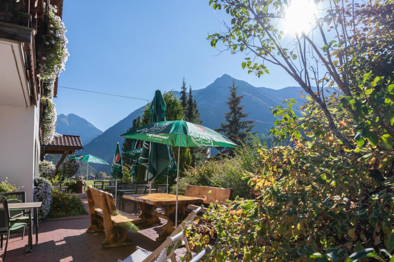 Hotel Winklerhof Holzgau Exteriér fotografie